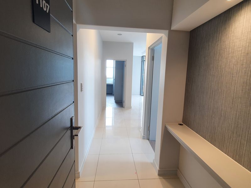 Off-The-Grid Stress Free Living. Stylish and Modern 2 Bed 2 Bath Apartment - Photo 9