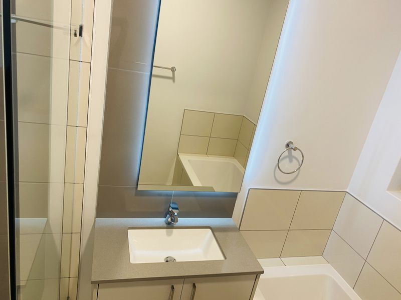 Stylish off-the-grid development. The Median Rosebank. - Photo 9