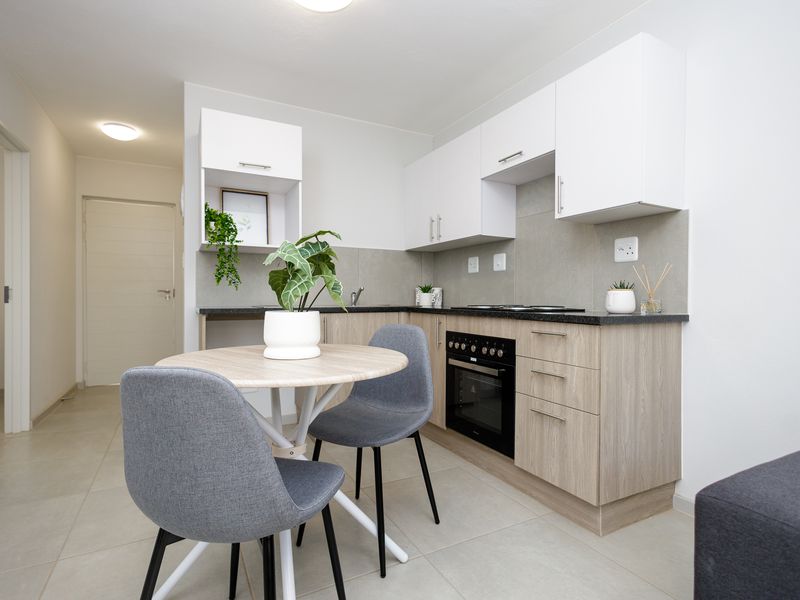 No Load Shedding Option. 1st Time Buyers & Buy-To-Let Opportunity. - Photo 6