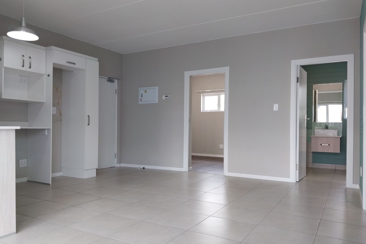 Modern 2 Bed 1 Bath Apartment - Investor Package Available - Photo 4