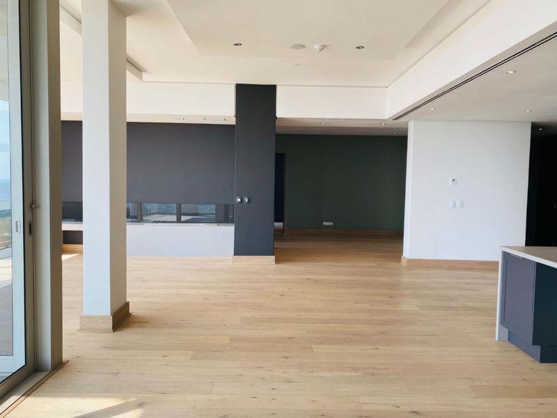 Off the Grid Building! Luxury and Modern Penthouse - Photo 9