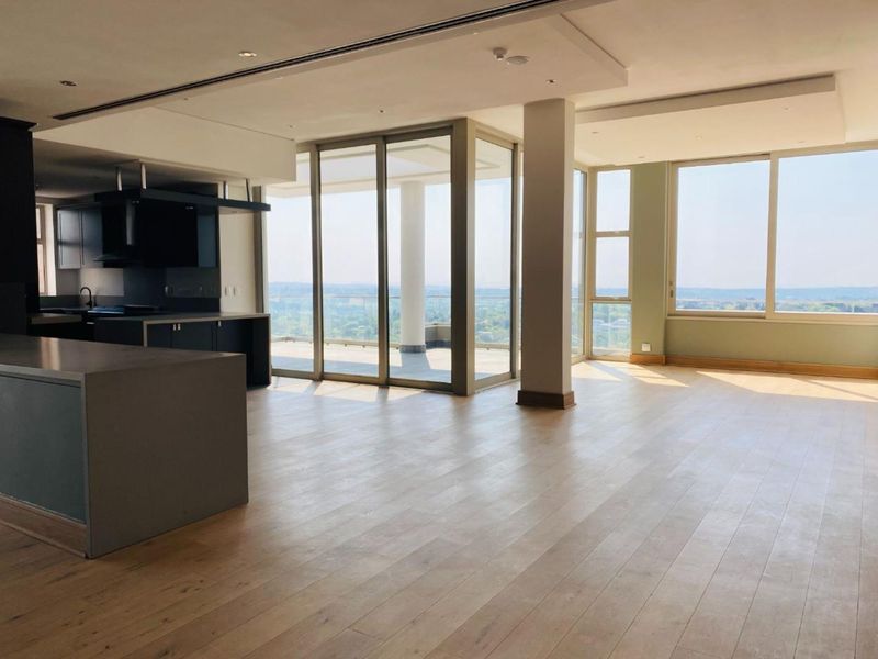 Off the Grid Building! Luxury and Modern Penthouse - Photo 3