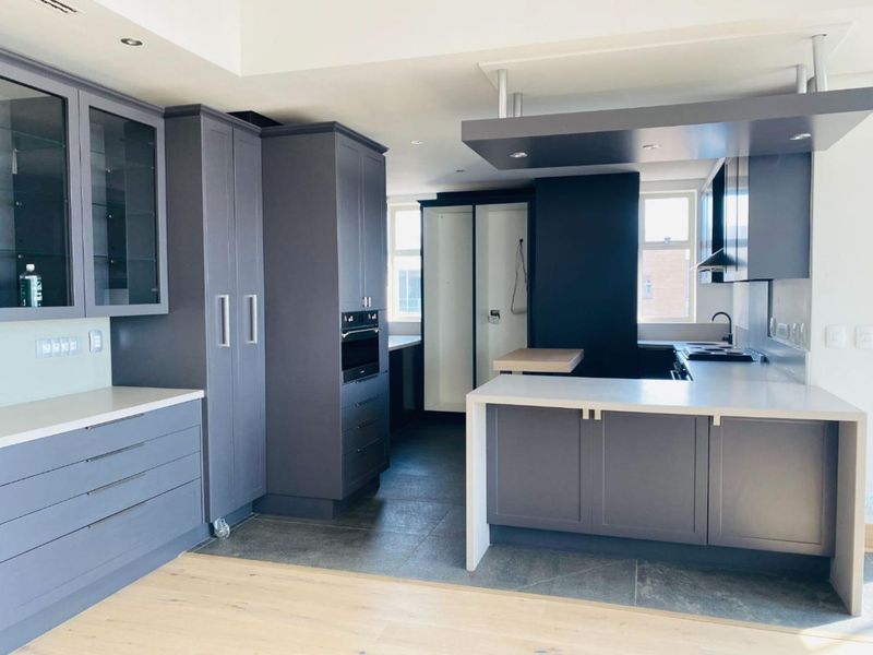 Off the Grid Building! Luxury and Modern Penthouse - Photo 4