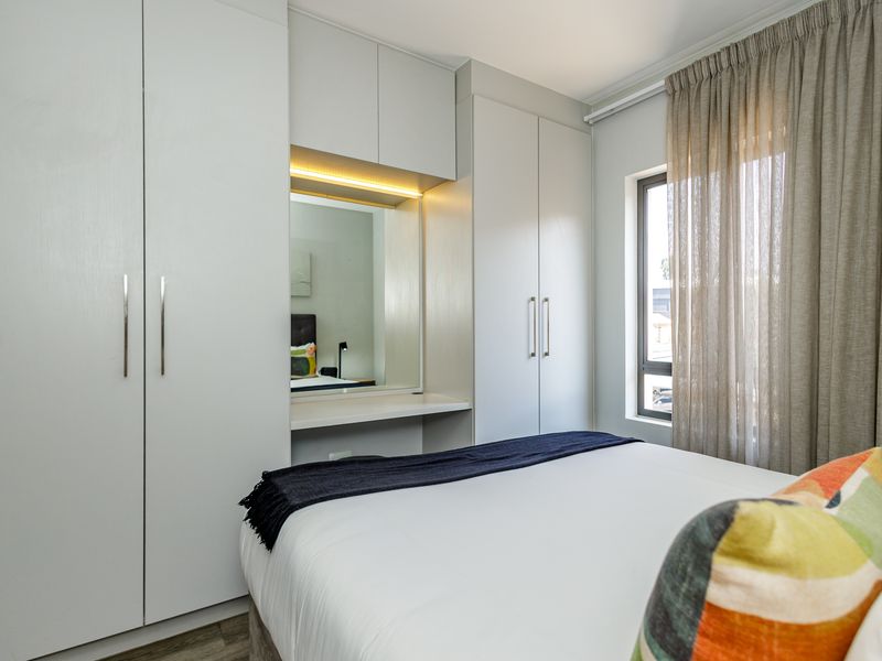 The View - Luxury Living - 1 Bed 1 Bath Ground Floor Apartment - Photo 5