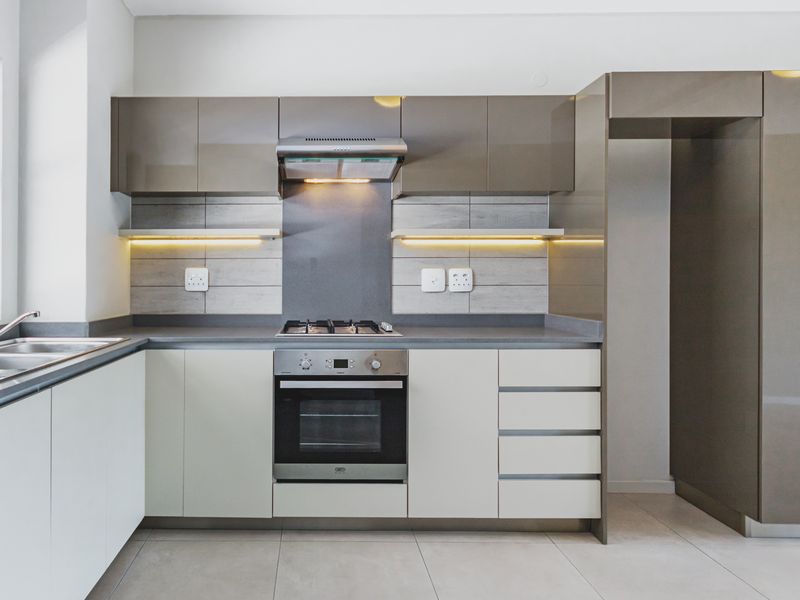 Off The Grid 2 Bed 2 Bath Ground Floor Apartment - Photo 4