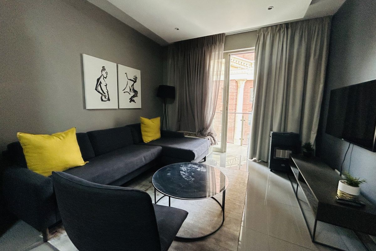 Sleek Fully Furnished, 2 Beds, 1 Baths apartment with 100% back-up power - Photo 3