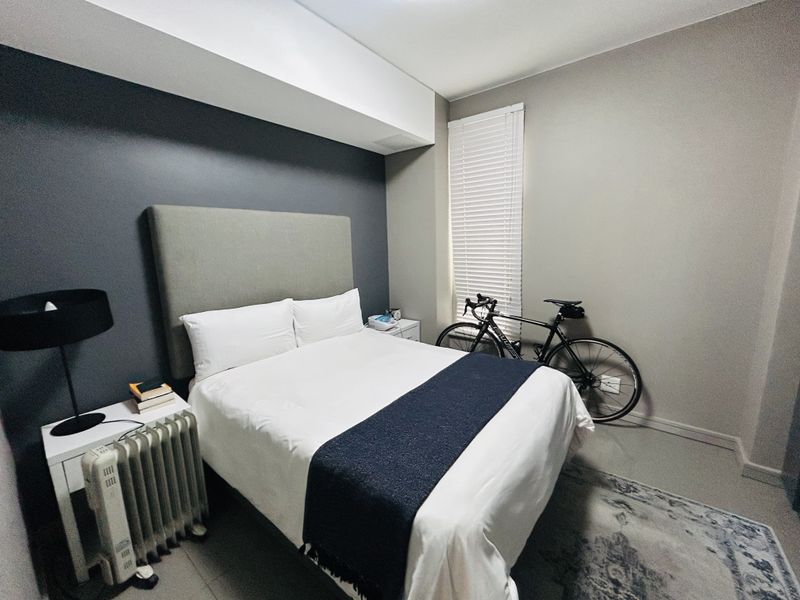 Sleek Fully Furnished, 2 Beds, 1 Baths apartment with 100% back-up power - Photo 9