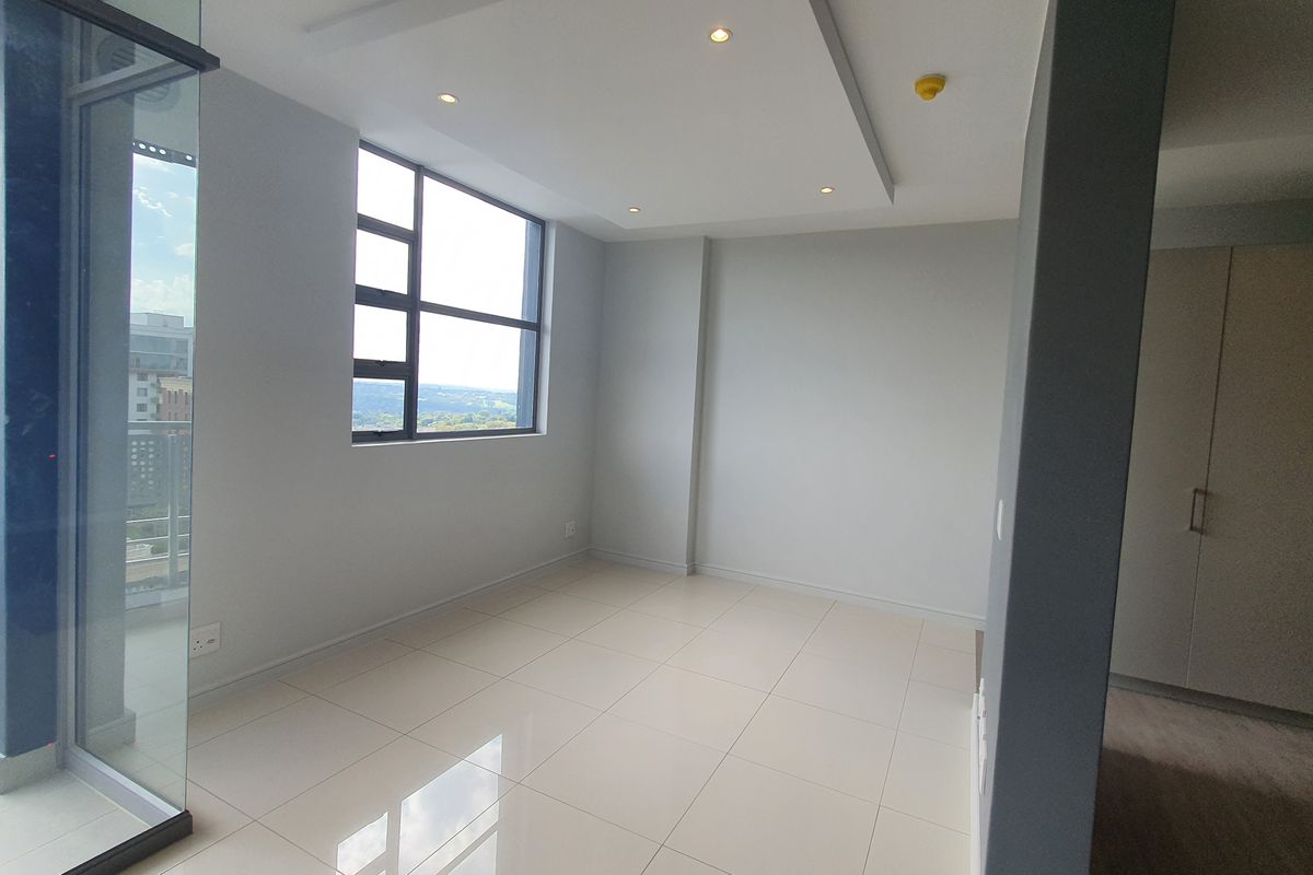 Stress Free Living - High Rise Apartments with Back-up Power - Photo 2