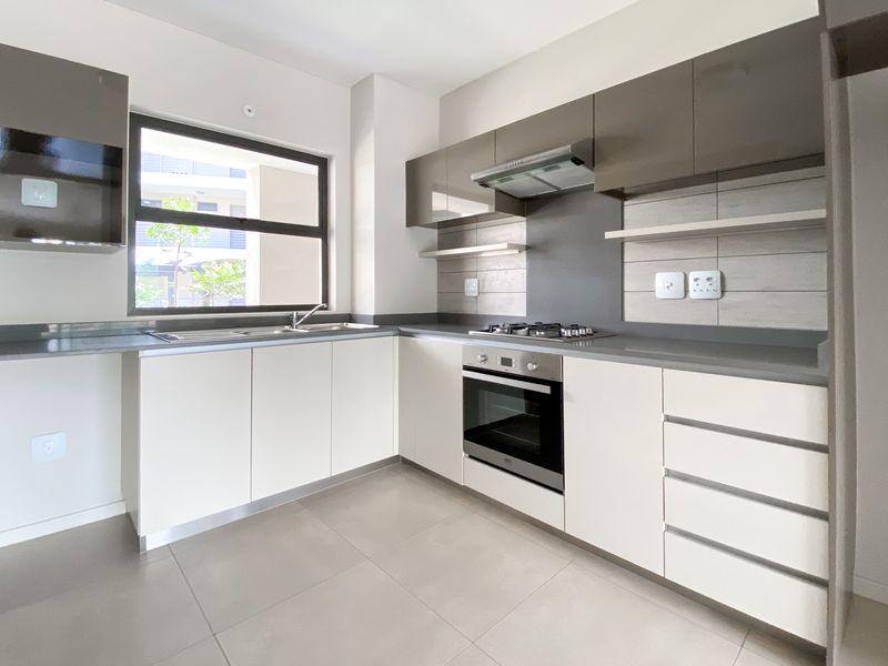 The View - Luxury Living - 1 Bed 1 Bath Ground Floor Apartment - Photo 4