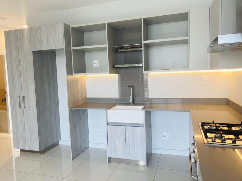 High-Rise Apartments. Off Grid Stress Free Living. Stylish and Modern 1 Bed 1 Bath Apartment - Photo 5