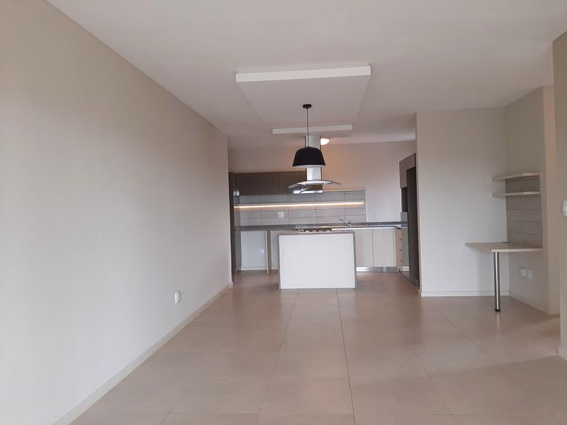 Off The Grid 2 Bed 2 Bath Apartment - Photo 2