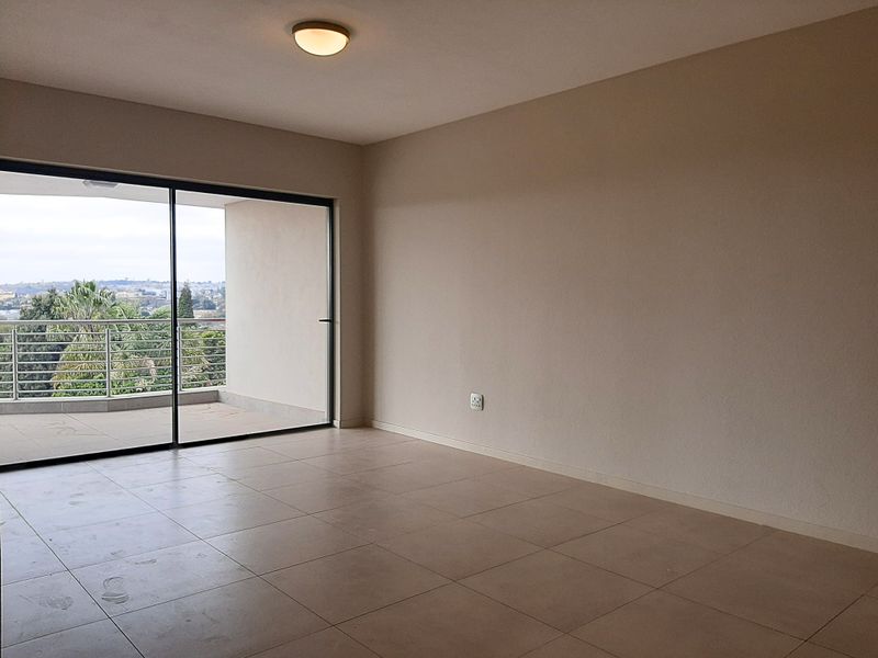 Off The Grid 2 Bed 2 Bath Apartment - Photo 3