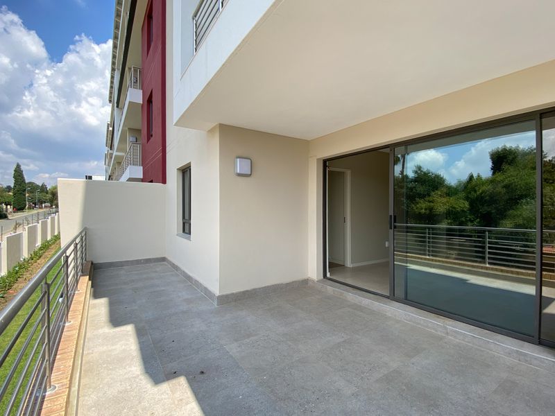 Off The Grid 2 Bed 2 Bath Apartment - The View Morningside - Photo 10