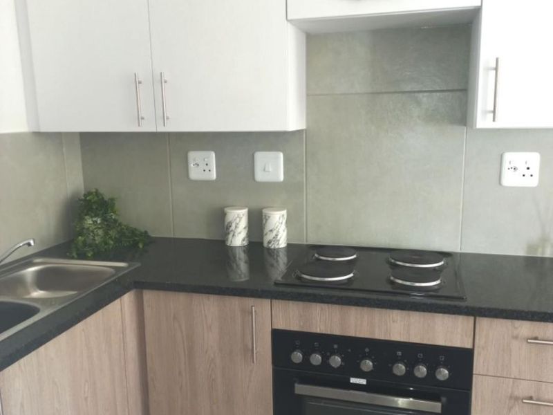 Modern 2 Bed 1 Bath Apartment - Investor Package Available - Photo 6