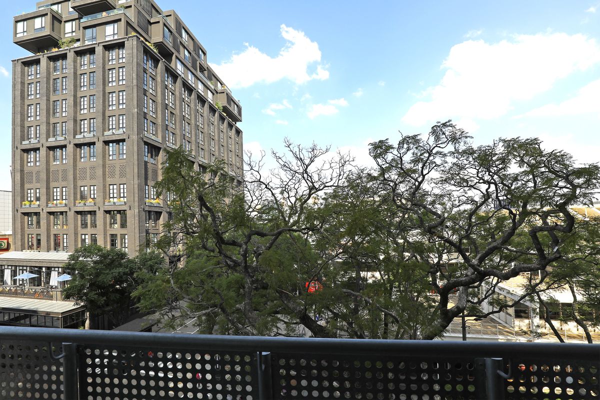 Fully-furnished, great investment, 2 bed 1 bath apartment - Photo 5