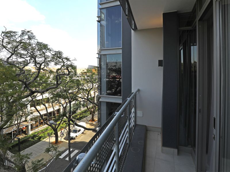 Fully-furnished, great investment, 2 bed 1 bath apartment - Photo 4