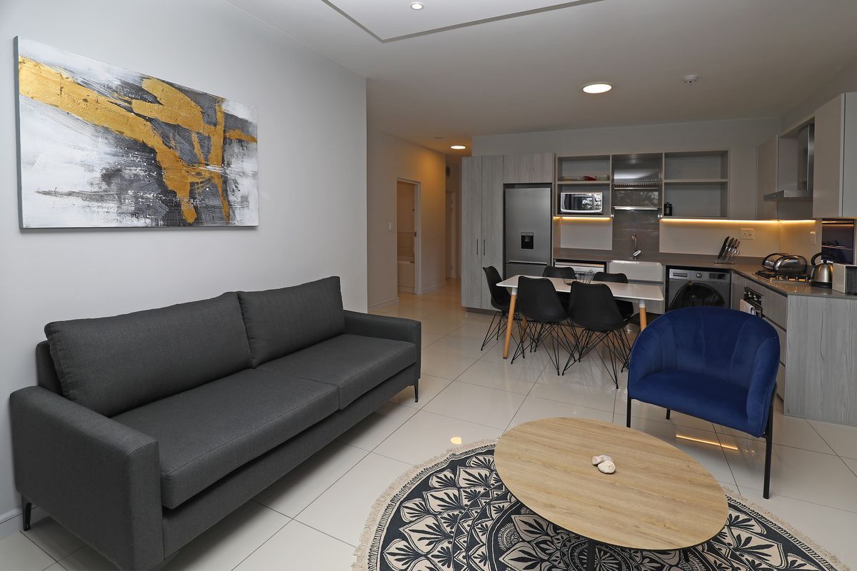 Fully-furnished, great investment, 2 bed 1 bath apartment - Photo 3