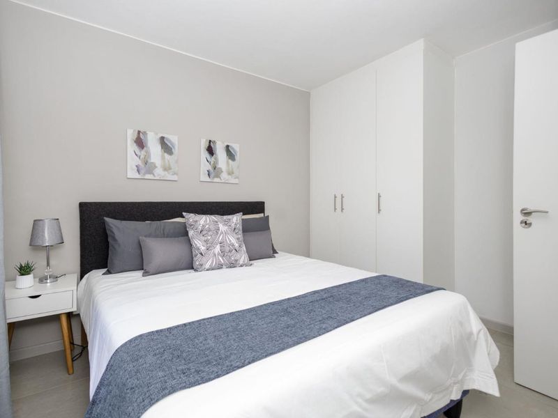 Superbly Positioned in Rivonia is a Spacious 2 Bed 1 Bath Apartment - Photo 8