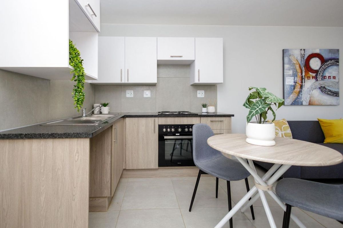 Superbly Positioned in Rivonia is a Spacious 2 Bed 1 Bath Apartment - Photo 3