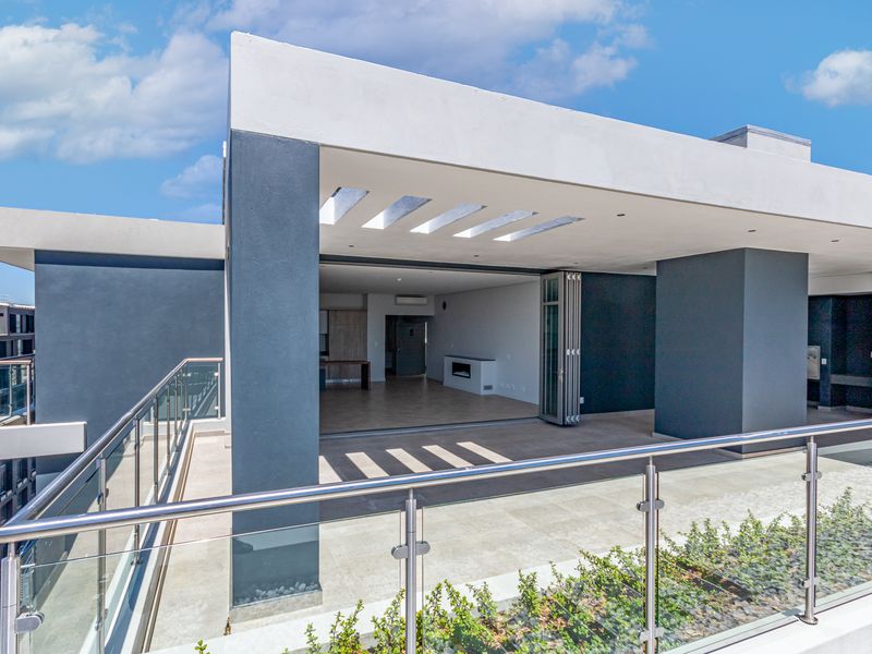 Luxury & Modern 3 Bedroom Penthouse on Top Floor with Back-up Generator - Photo 2