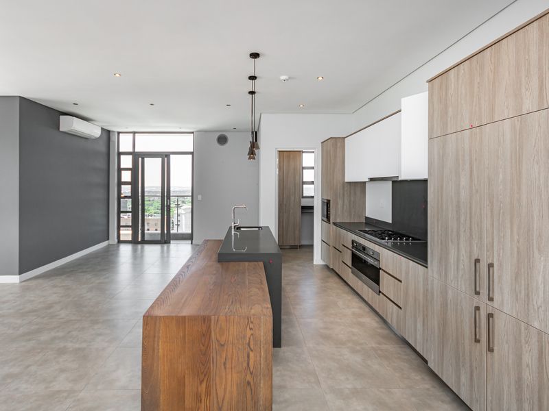 Luxury & Modern 3 Bedroom Penthouse on Top Floor with Back-up Generator - Photo 10