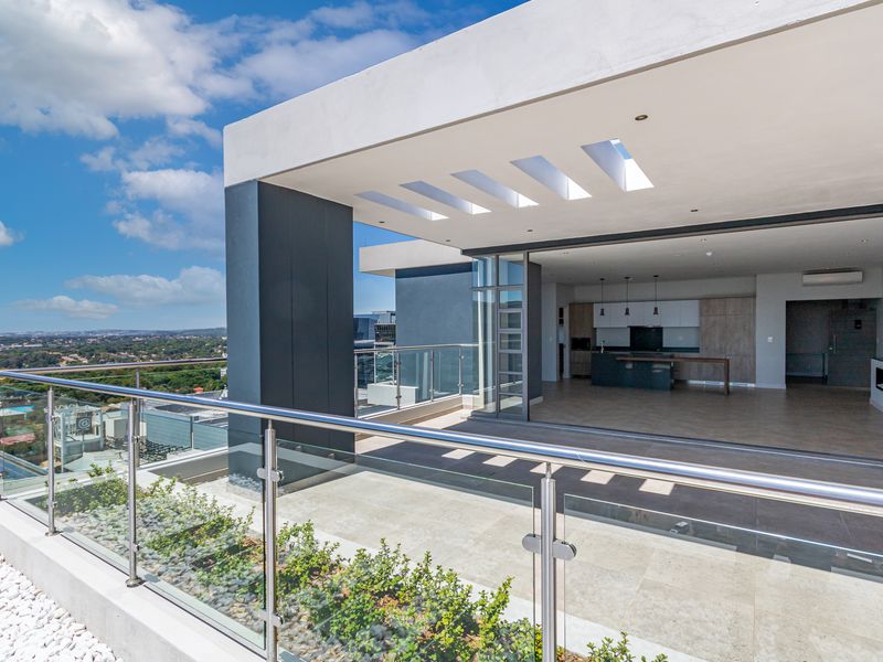 Luxury & Modern 3 Bedroom Penthouse on Top Floor with Back-up Generator - Photo 5