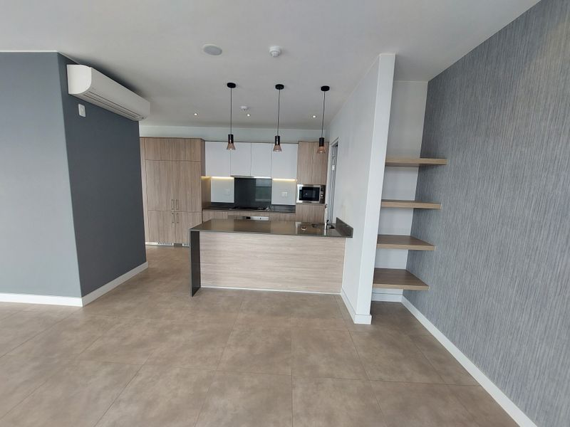 Well-designed 3 Bedroom Penthouse Offering Some of the Best Views in Jhb. - Photo 6