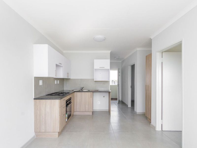 3rd Floor Apartment. New Development. 1st Time Buyers & Buy-To-Let Opportunity. - Photo 9