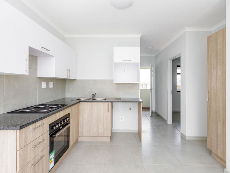 3rd Floor Apartment. New Development. 1st Time Buyers & Buy-To-Let Opportunity. - Photo 8