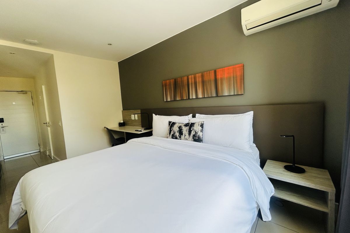 STYLISH, AFFORDABLE SEMI-FURNISHED STUDIO WITH BACK UP POWER - Photo 5