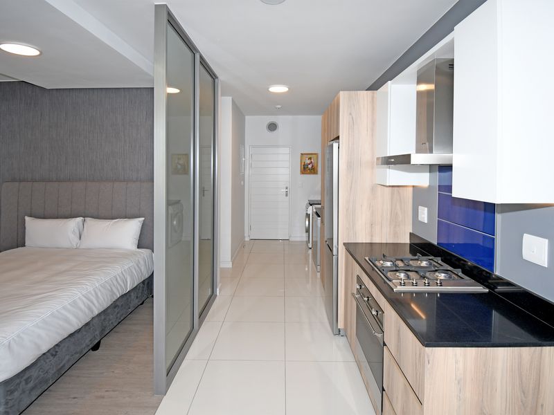 Studio Apartment at The Median - Photo 4