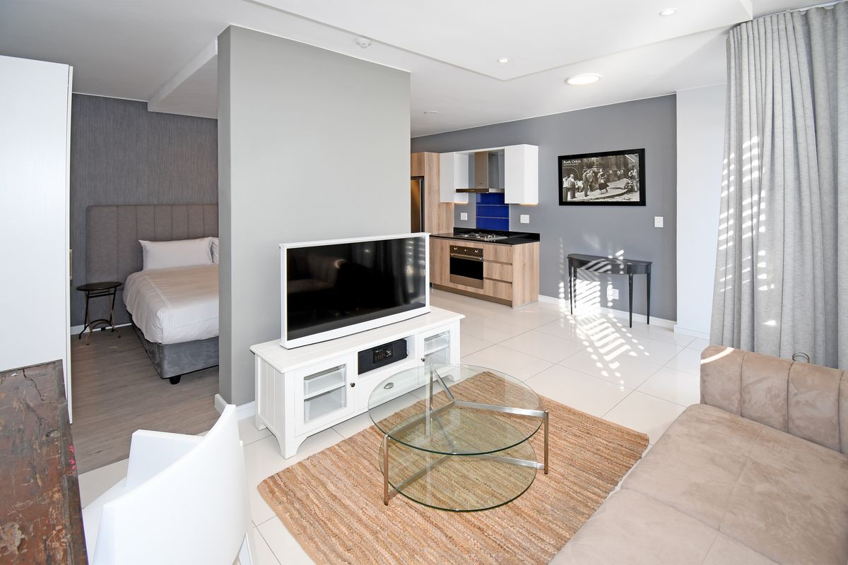 Studio Apartment at The Median - Photo 5