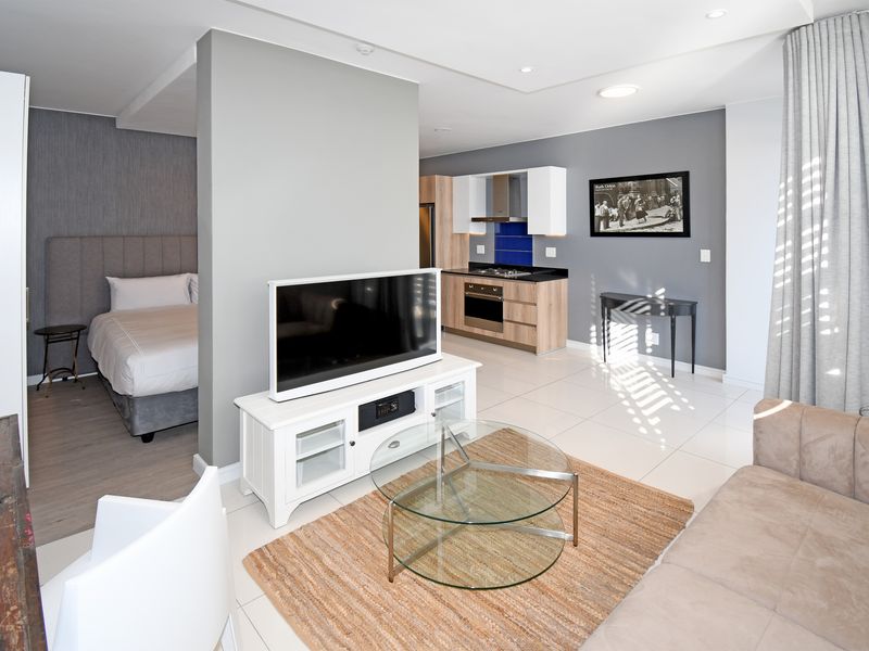 Studio Apartment at The Median - Photo 5