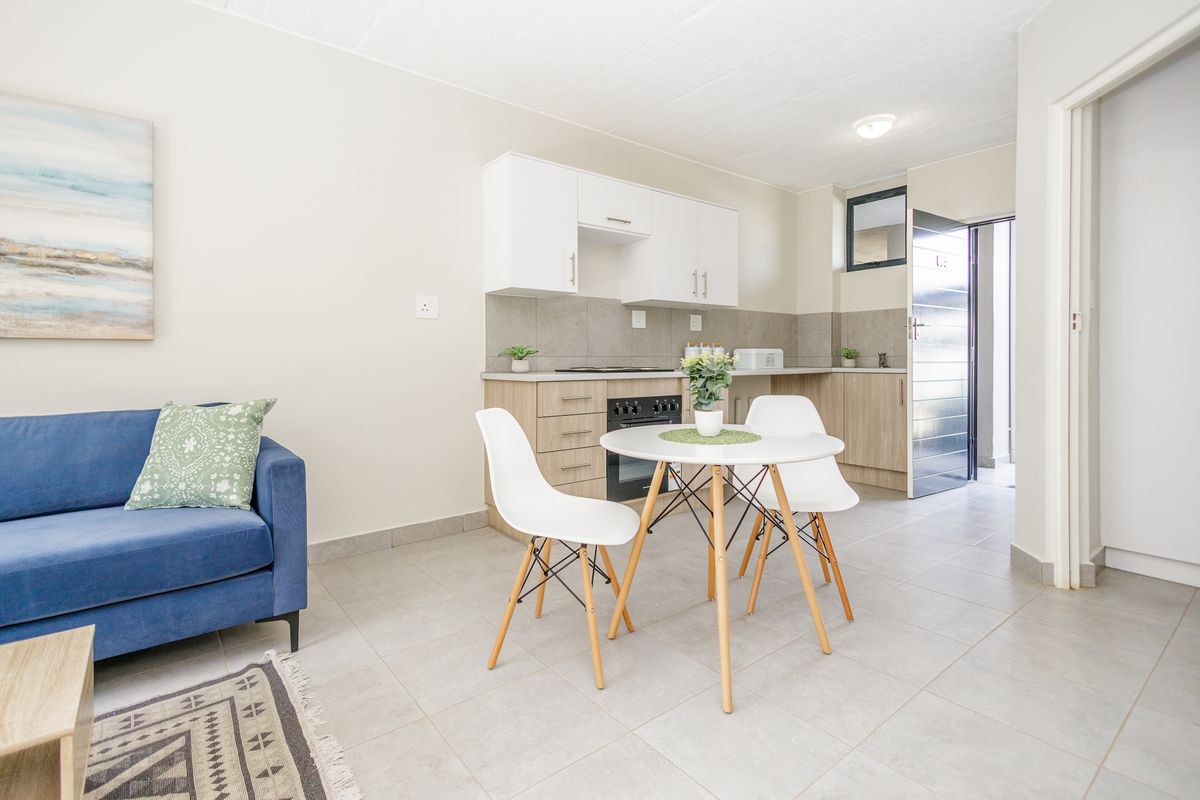 Stylish Yet Practical 2 Bed 1 Bath Apartment in the Ferndale - Photo 3