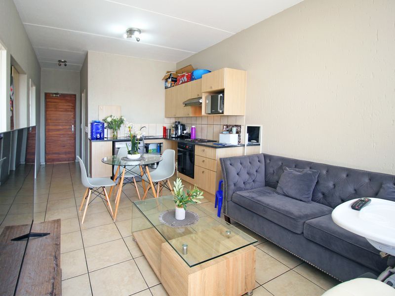 2 Bedroom, 1 Bathroom First-Floor Unit in Ferndale - Photo 5