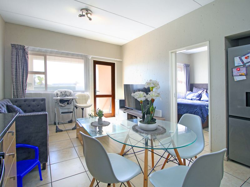2 Bedroom, 1 Bathroom First-Floor Unit in Ferndale - Photo 8