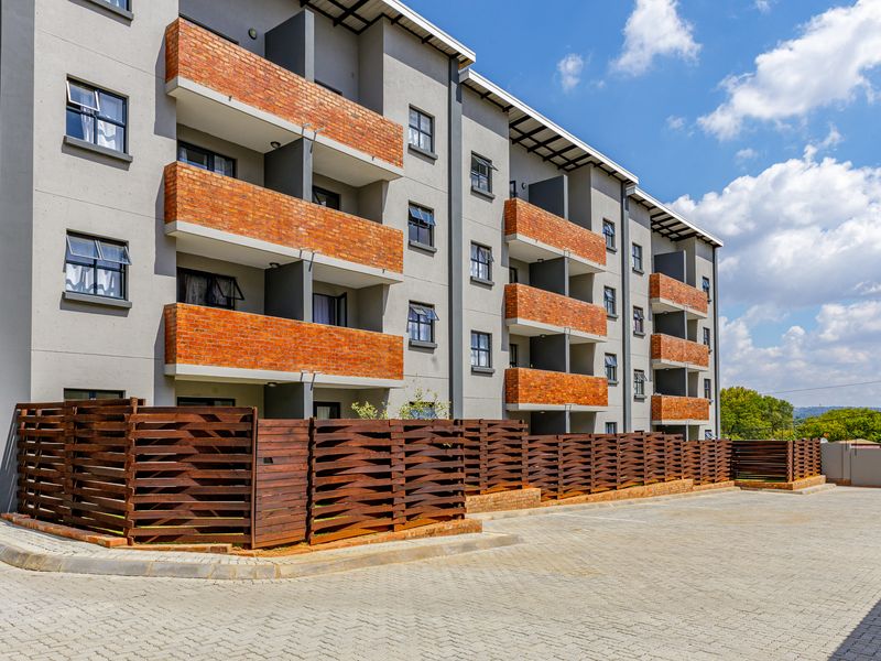 Wonderful Investment - 2 Bedroom 1 Bathroom Apartment in the Ferndale - Photo 10