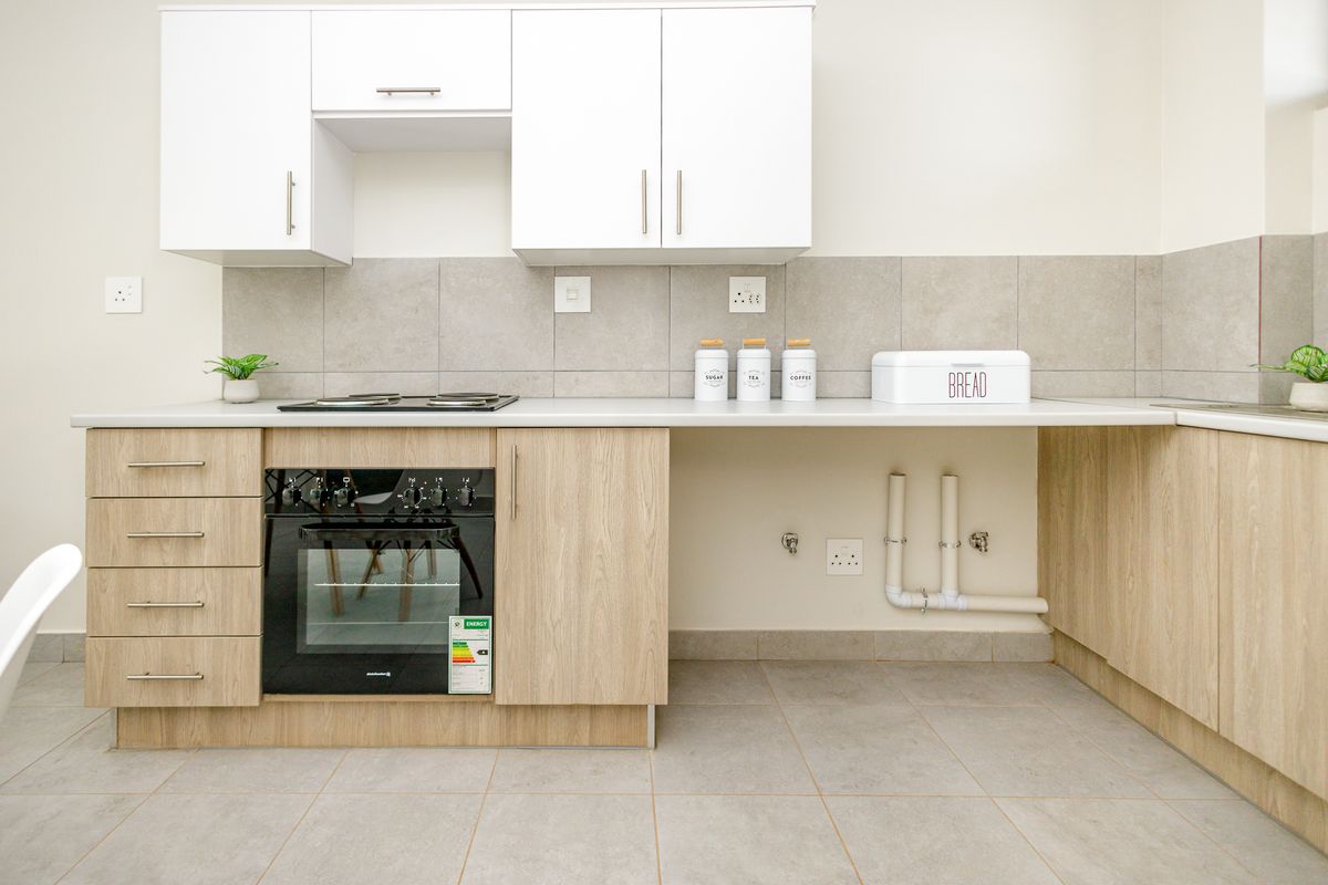 Wonderful Investment - 2 Bedroom 1 Bathroom Apartment in the Ferndale - Photo 3