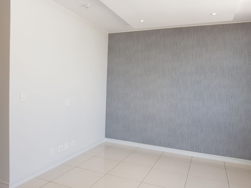 1 Bedroom 1 Bathroom Off-The-Grid Apartment In The Centre Of Rosebank - Photo 8