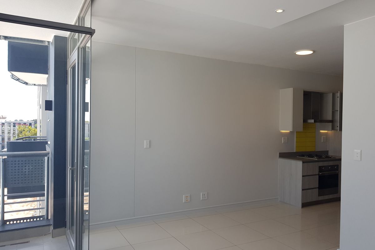 1 Bedroom 1 Bathroom Off-The-Grid Apartment In The Centre Of Rosebank - Photo 3