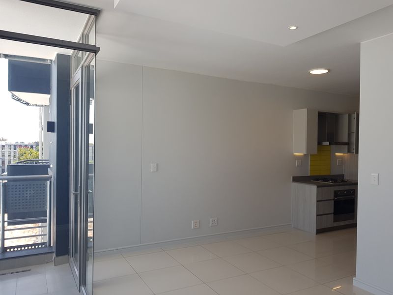 1 Bedroom 1 Bathroom Off-The-Grid Apartment In The Centre Of Rosebank - Photo 3