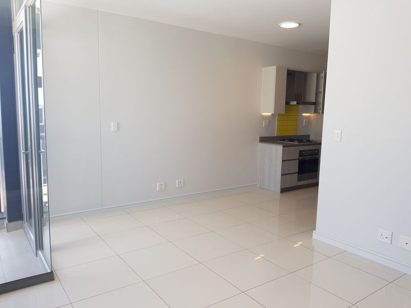 1 Bedroom 1 Bathroom Off-The-Grid Apartment In The Centre Of Rosebank - Photo 6