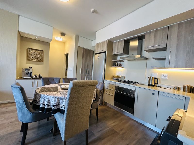 Unmatchable West-Side View, Furnished, 2 Bedrooms, 2.5 bathrooms, pet friendly, 100% back-up power - Photo 6