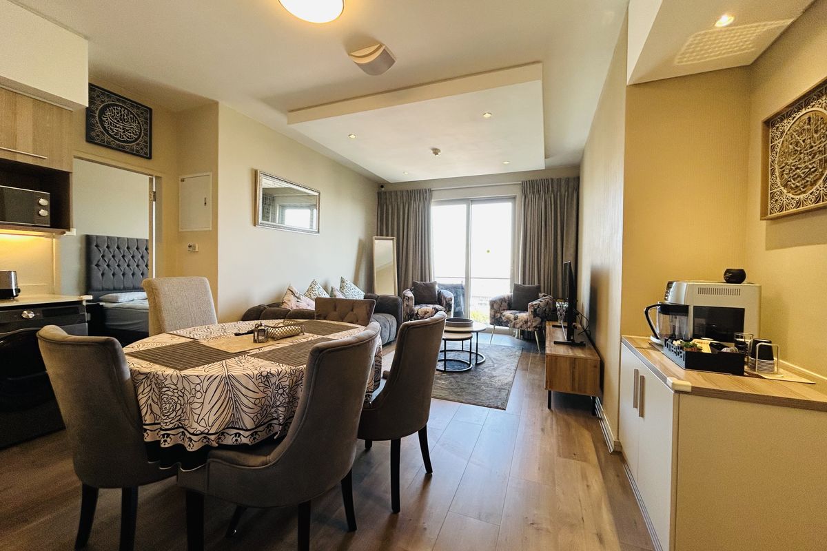 Unmatchable West-Side View, Furnished, 2 Bedrooms, 2.5 bathrooms, pet friendly, 100% back-up power - Photo 2