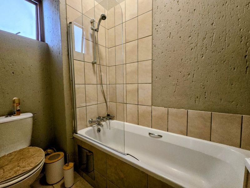 Top floor 1 bed in Notting Hill - Photo 10