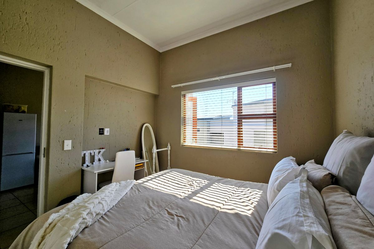 Top floor 1 bed in Notting Hill - Photo 5