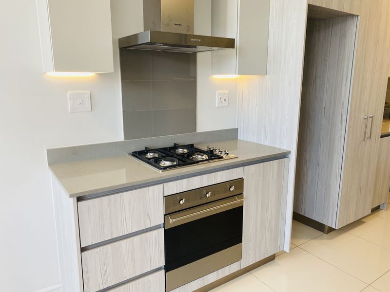 Spectacular Off-The-Grid Apartment - Photo 6