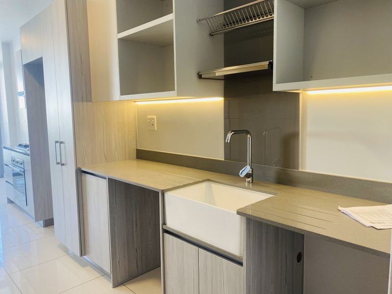 Spectacular Off-The-Grid Apartment - Photo 7