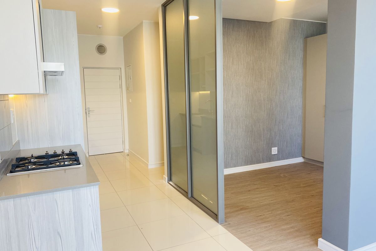 Spectacular Off-The-Grid Apartment - Photo 4