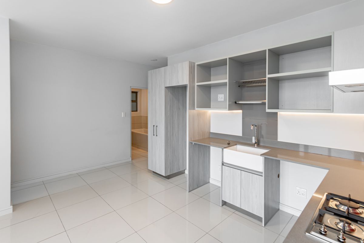 High-Rise Apartments | Off-Grid, Stress-Free Living - 2 Bed 1 Bath Apartment - Photo 5